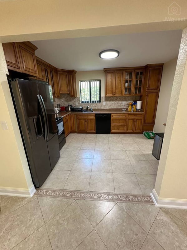 Kitchen — Family Rest House in Dania Beach, Dania Beach, Florida