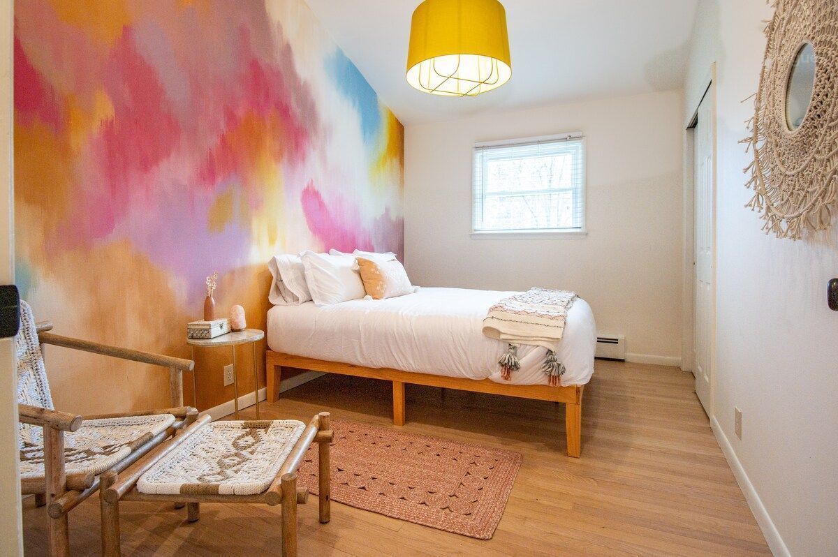 Modern Boho Retreat, Danbury, Connecticut — photo 29