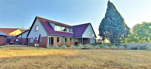 Garden cottage, Roodepoort, Gauteng — photo 1