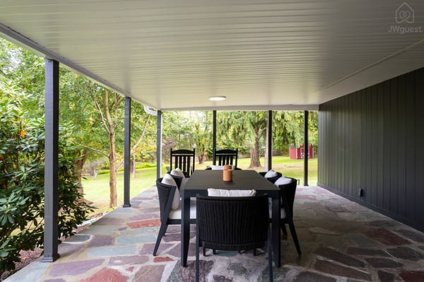 Outdoor dining — Balm Villa - 2 King En Suites and 1 Queen, Newburgh, New York