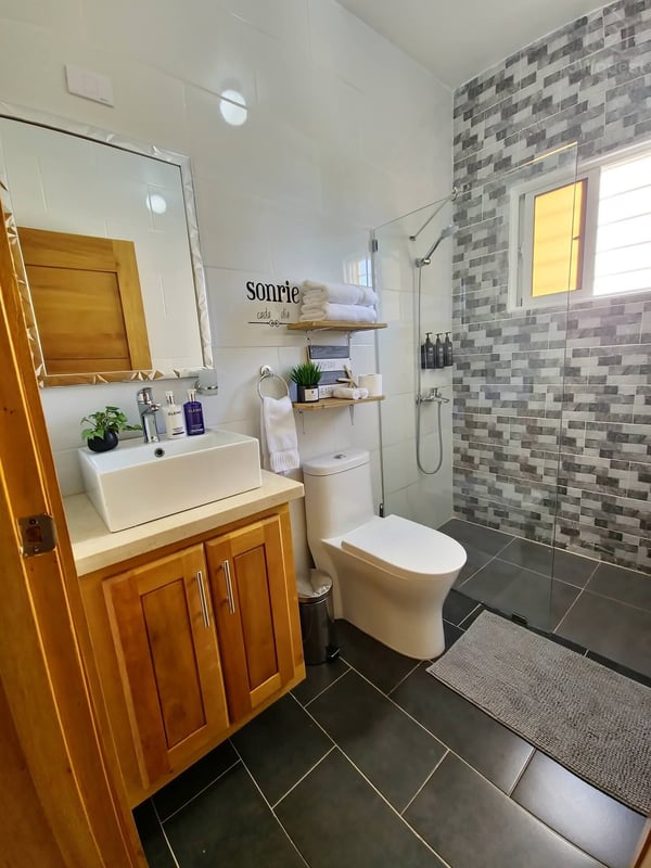 Full bathroom/Full private bathroom — 3 Bedroom retreat balconies free parking air conditioned, Puerto Plata, Puerto Plata