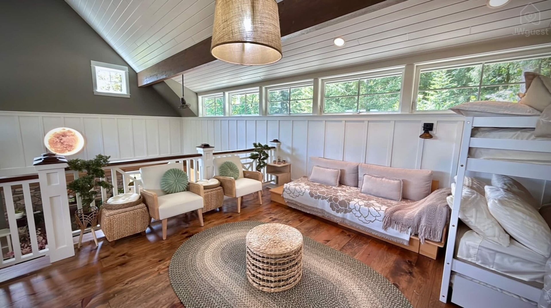 Cozy & Dainty 3-Bdr Farmhouse, Warren, Oregon — photo 43