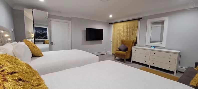 Edgewater Estates - Entire House Access, Cliffside Park, New Jersey — photo 6