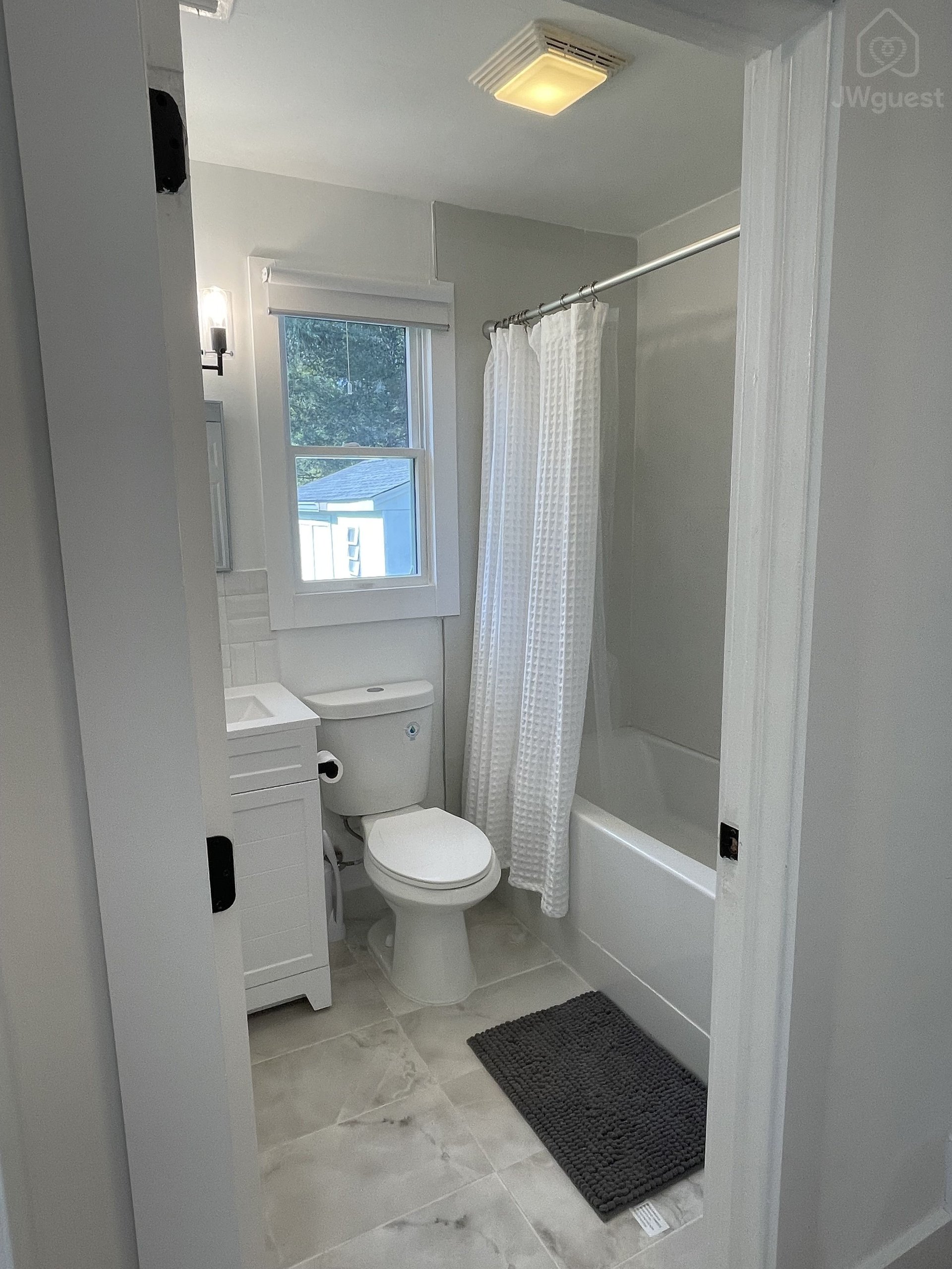 Modern cozy 1 bed 1 bath apartment in the heart of Warwick NY, Warwick, New York — photo 14