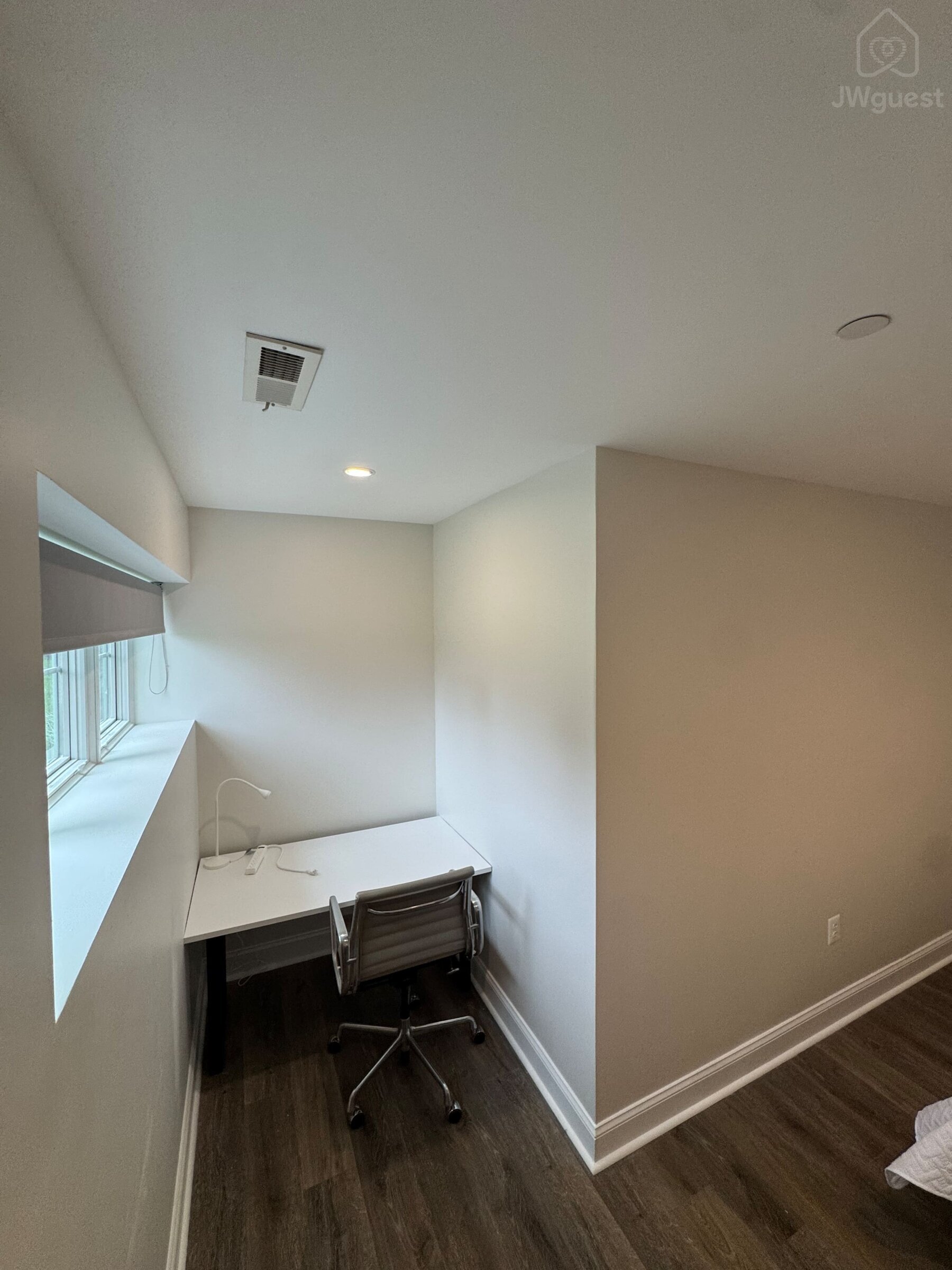 Cozy Basement Retreat with Private Entrance, Ashton-Sandy Spring, Maryland — photo 7