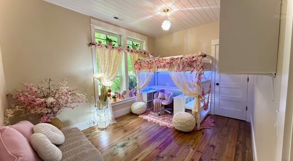 Cozy & Dainty 3-Bdr Farmhouse, Warren, Oregon — photo 36