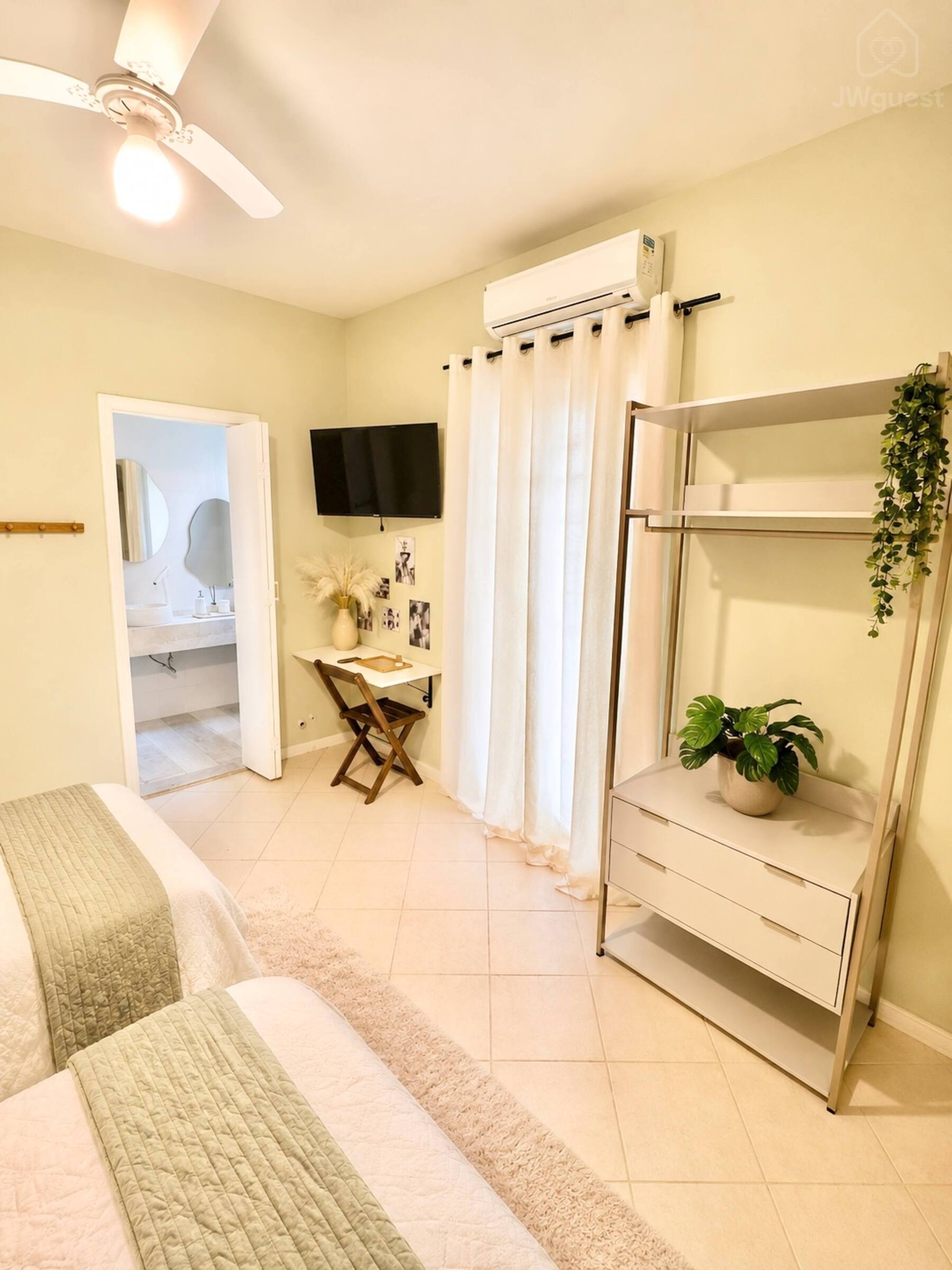 Casa Alta | 4 Suites | Near Beaches & Tijuca Forest, Rio de Janeiro, Rio de Janeiro — photo 11