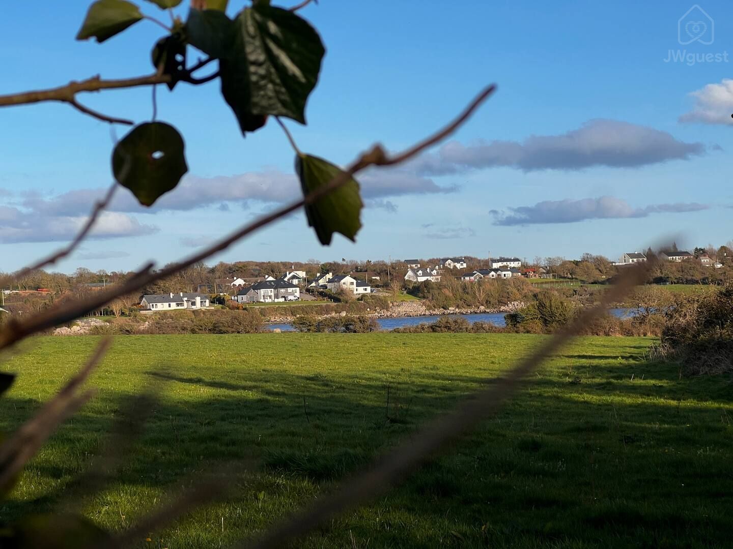 Modern King Room Coastal Walks in Galway City, Galway, County Galway — photo 9
