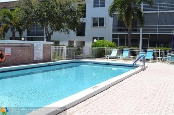 Pompano Beach bright condo, Lauderdale-by-the-Sea, Florida — photo 38