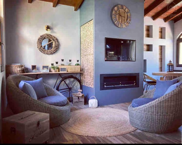 Casa immersa nel verde di un piccolo paesino di 300 abitanti, Marzio, Lombardia — photo 2