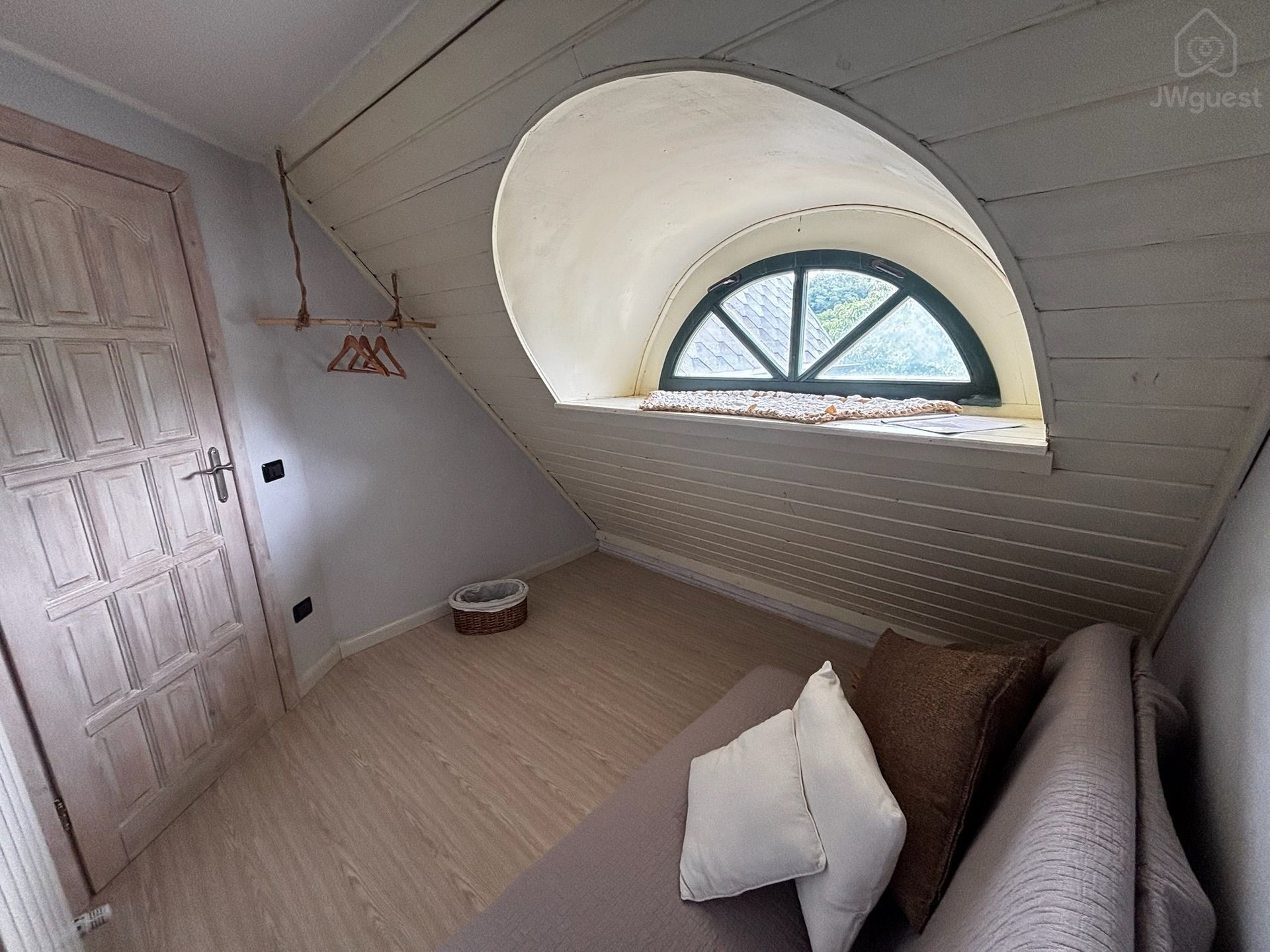 Cozy Wooden House in Calabria Villa Victoria, Dipignano, Calabria — photo 18