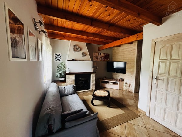 Cozy Wooden House in Calabria Villa Victoria, Dipignano, Calabria — photo 5