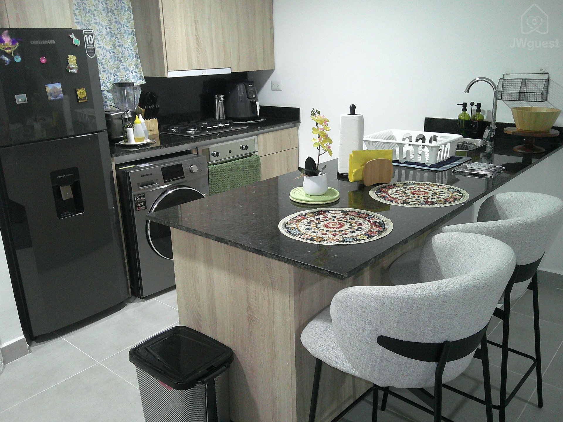 Bright and modern kitchen fully equipped for a comfortable stay. — Exclusive apartment ideal for short and long stay in Punta Cana, Punta Cana, La Altagracia