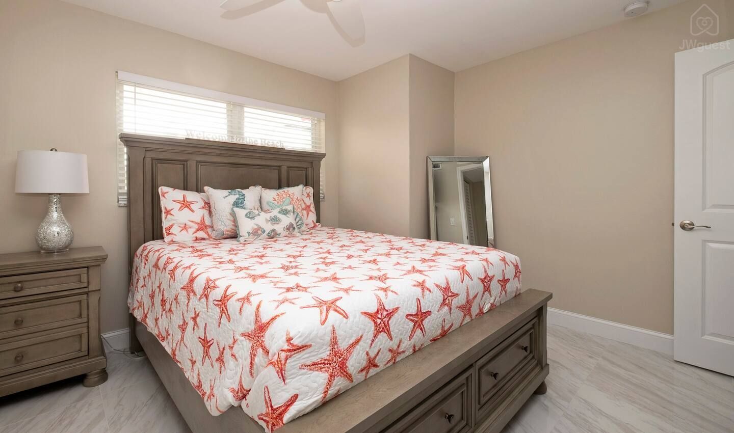Pompano Beach bright condo, Lauderdale-by-the-Sea, Florida — photo 32