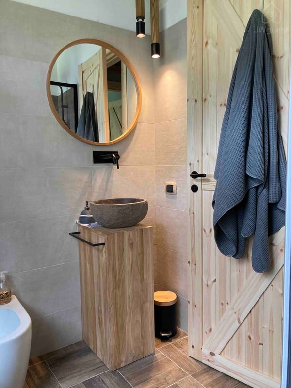Casa immersa nel verde di un piccolo paesino di 300 abitanti, Marzio, Lombardia — photo 28