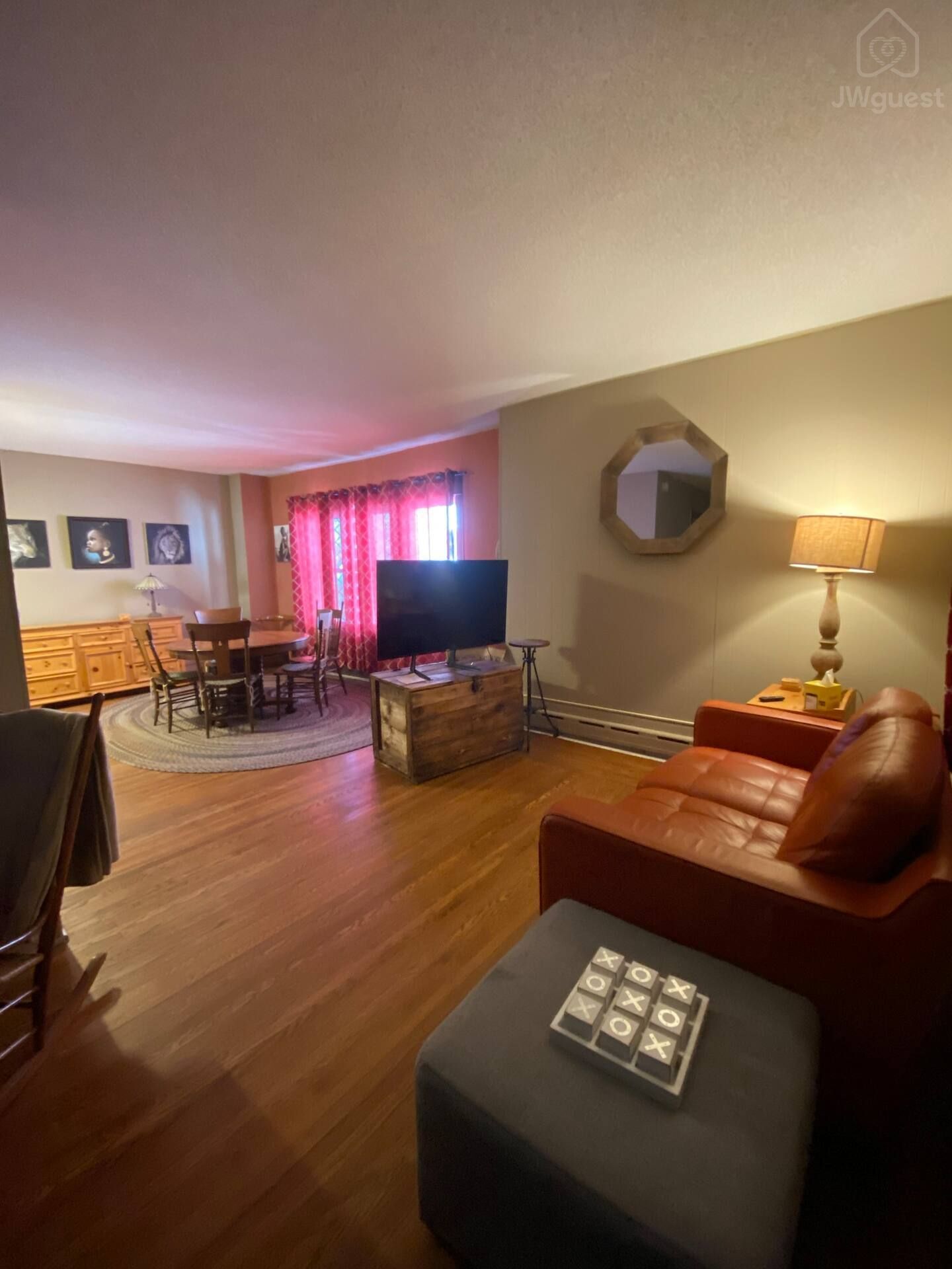 Home away from home cozy lower apartment, Erie County, New York — photo 1