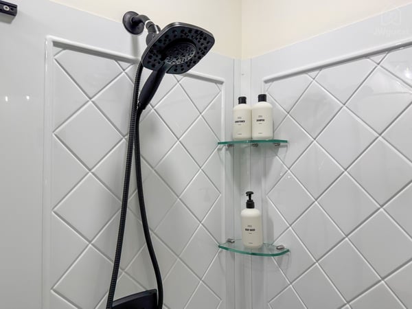 Balm Villa - 2 King En Suites and 1 Queen, Newburgh, New York — photo 35