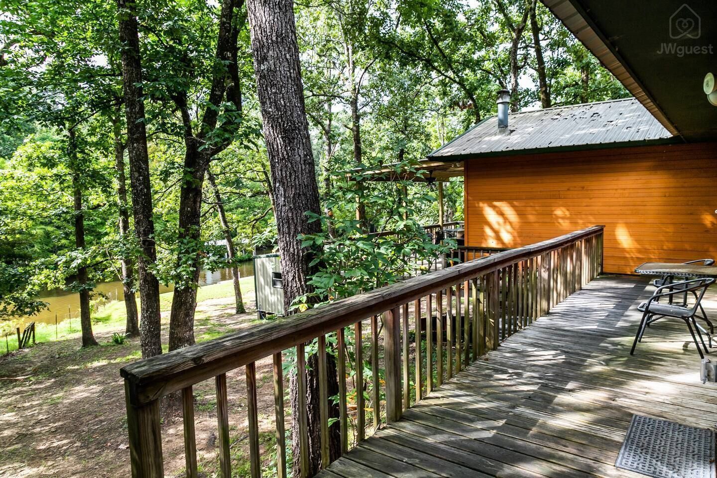House — Eden Cove Toledo Bend 4 kayaks Mid-lake Sleeps 16, Many, Louisiana