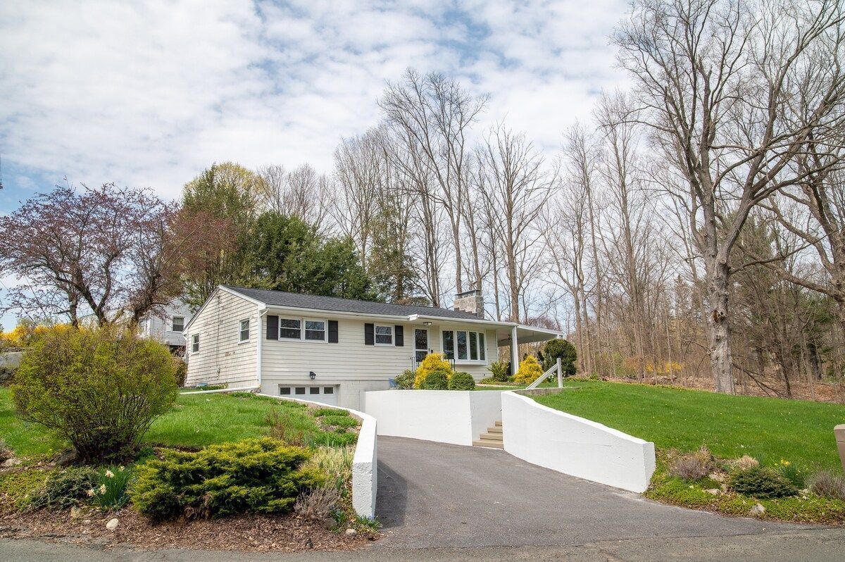 Modern Boho Retreat, Danbury, Connecticut — photo 1