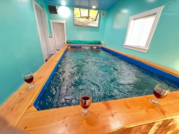 Resort style house with pool - 5min from bethel, Wallkill, New York — photo 33