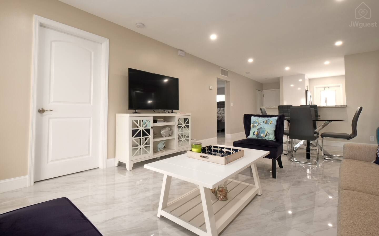 Pompano Beach bright condo, Lauderdale-by-the-Sea, Florida — photo 16