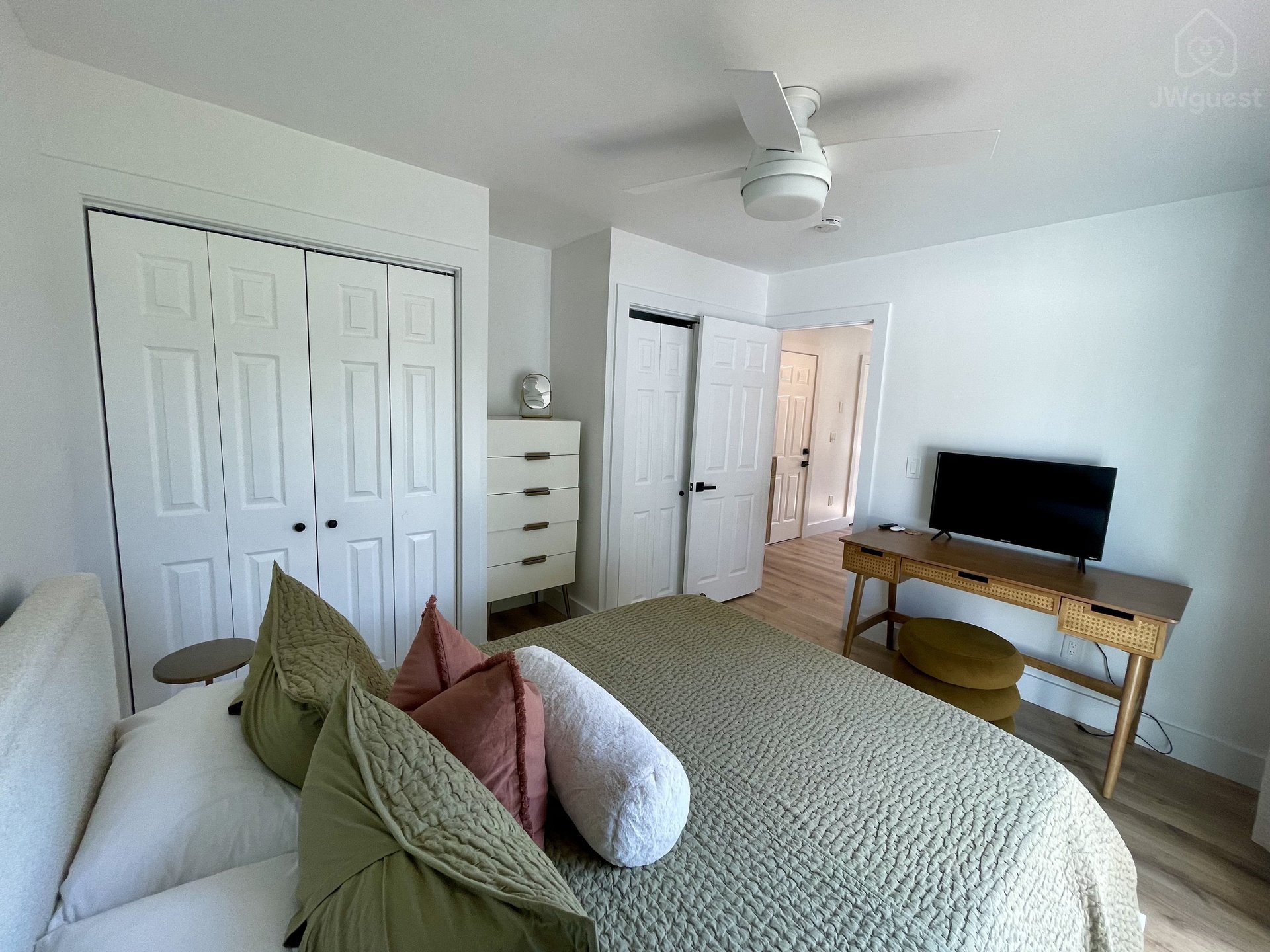 Modern cozy 1 bed 1 bath apartment in the heart of Warwick NY, Warwick, New York — photo 9
