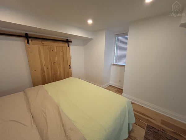 Bright & Modern Private Guest Suite | Separate Entrance | Newl, Brampton, Ontario — photo 10