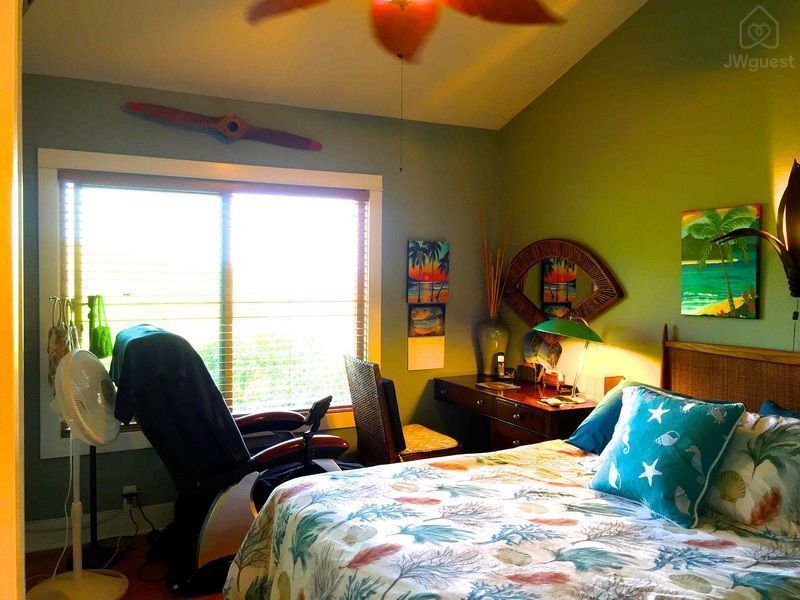 San Clemente Tropical Gateway, San Clemente, California — photo 10