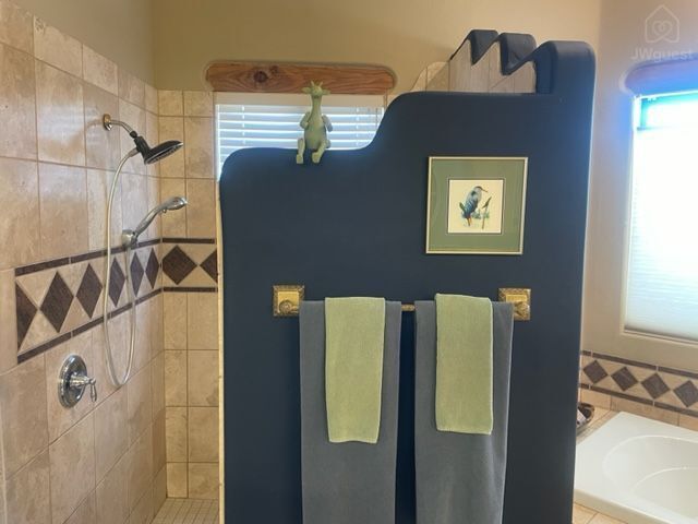 Mountain Vista Suite 1BR Suite, Tucson, Arizona — photo 11