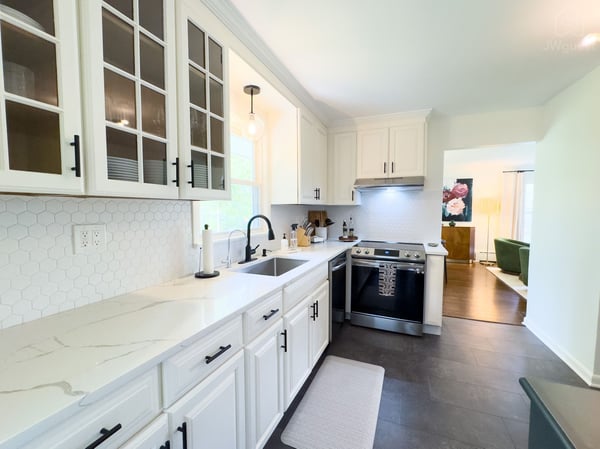 Balm Villa - 2 King En Suites and 1 Queen, Newburgh, New York — photo 11