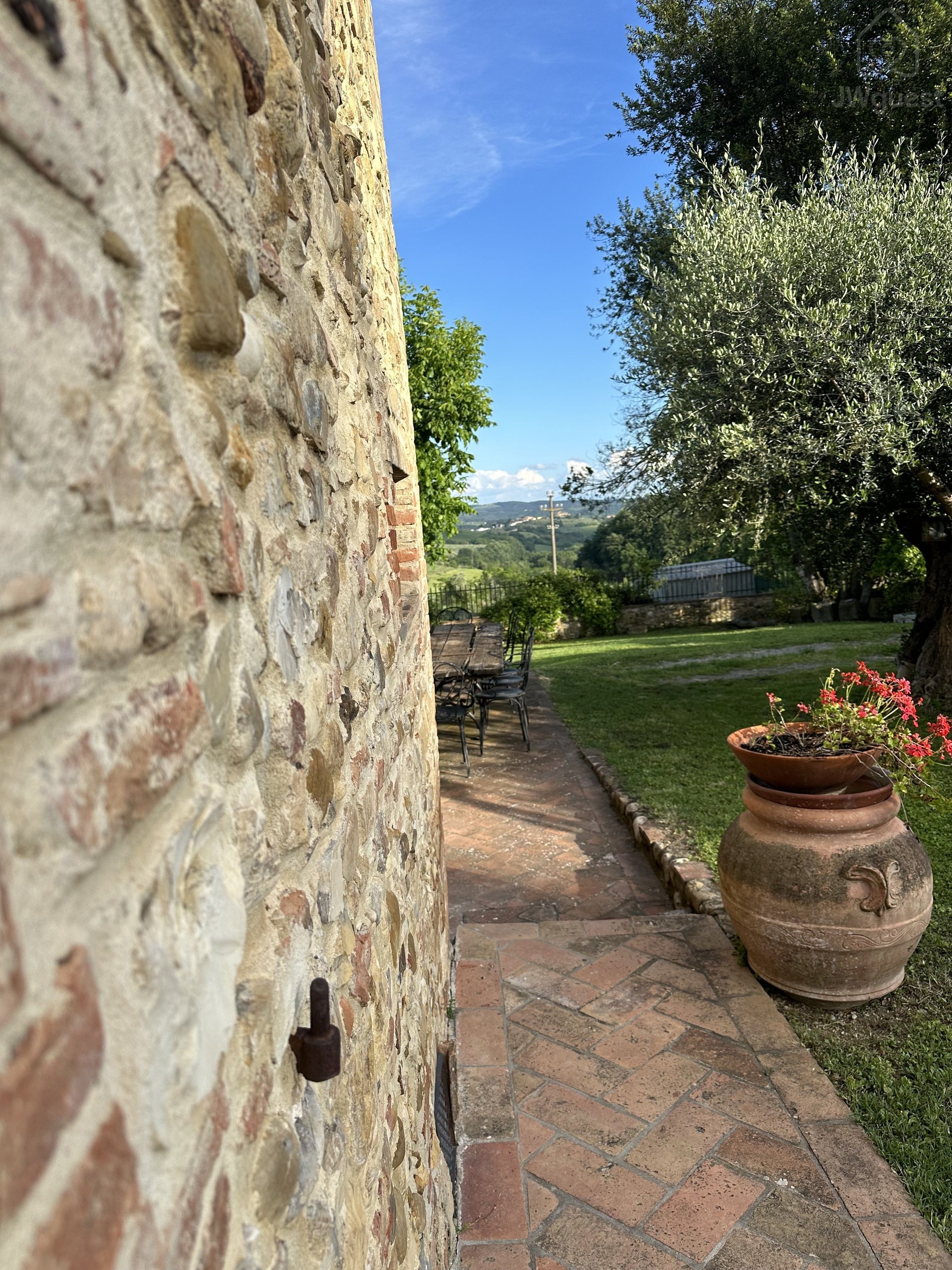 The Barn under the Tuscan countryside, Tavarnelle, Toscana — photo 29