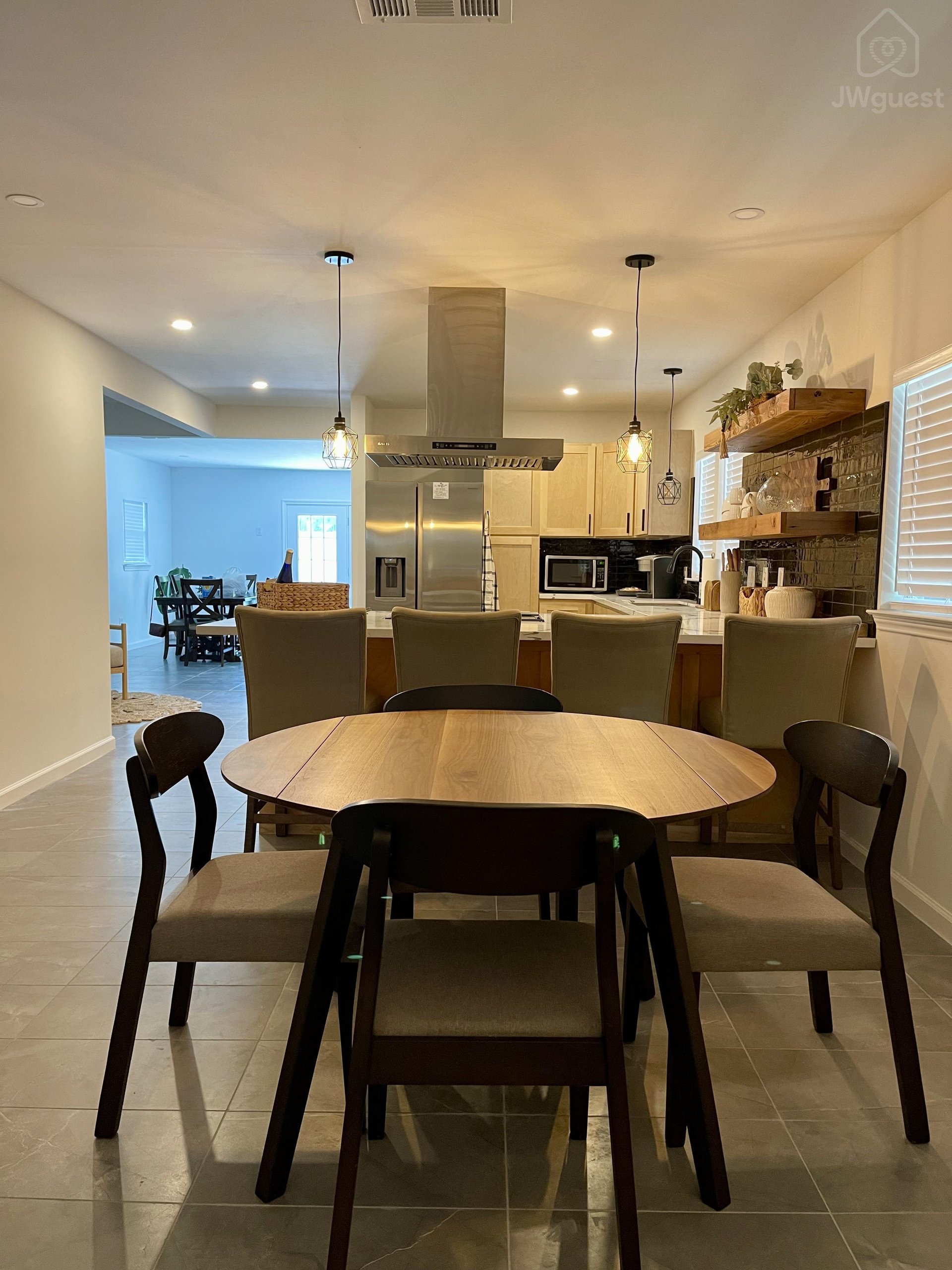 The Cozy Corner 4BR Sleeps 8, Houston, Texas — photo 4