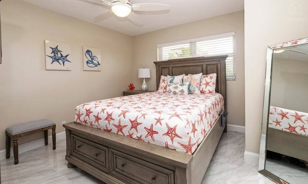 Pompano Beach bright condo, Lauderdale-by-the-Sea, Florida — photo 3