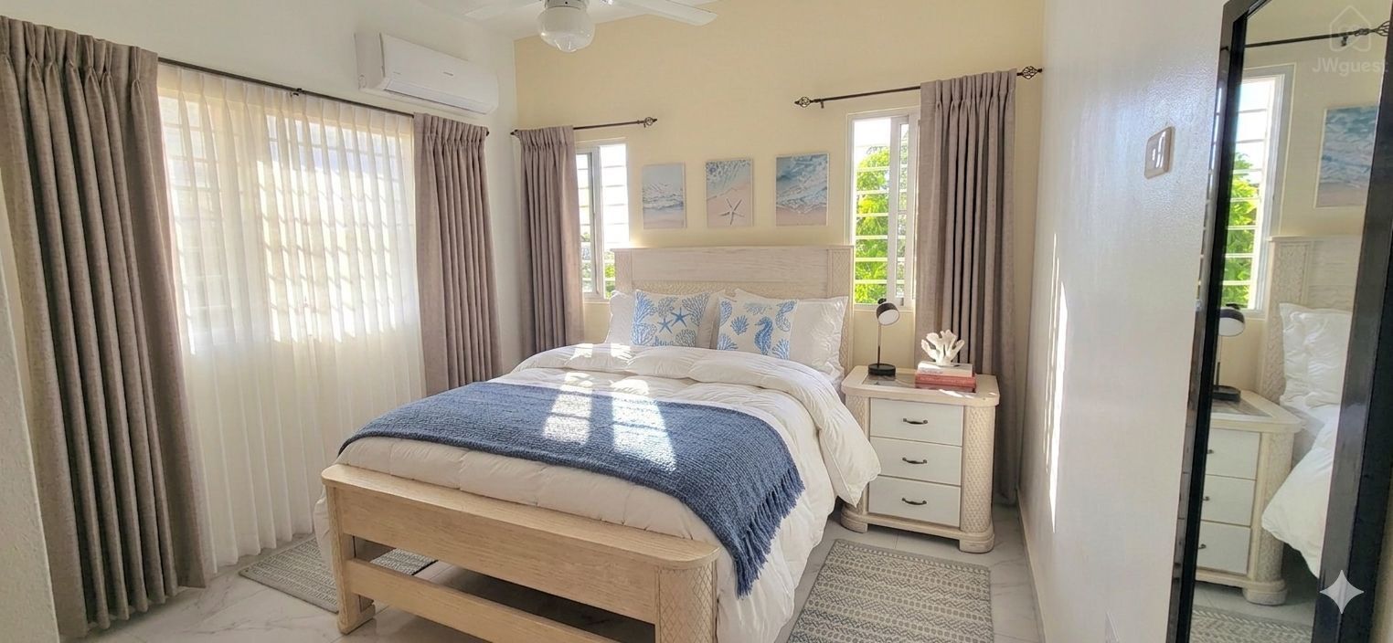3 Bedroom retreat balconies free parking air conditioned, Puerto Plata, Puerto Plata — photo 32