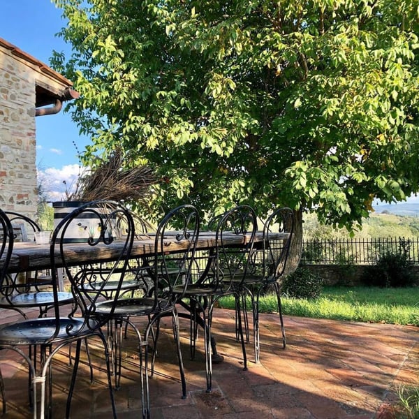 Dining table — The Barn under the Tuscan countryside, Tavarnelle, Toscana