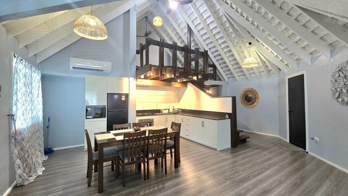 Living and dining area — Villa Tautai, Pacific Harbour, Central Division