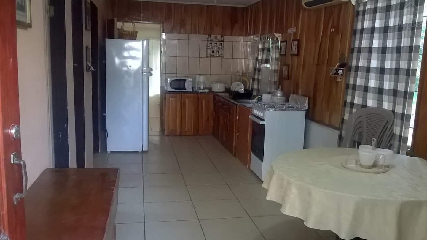 Kitchen — Cozy Casita Nearby Beaches, Curu Reserve and Bus Stop, Paquera, Provincia de Puntarenas
