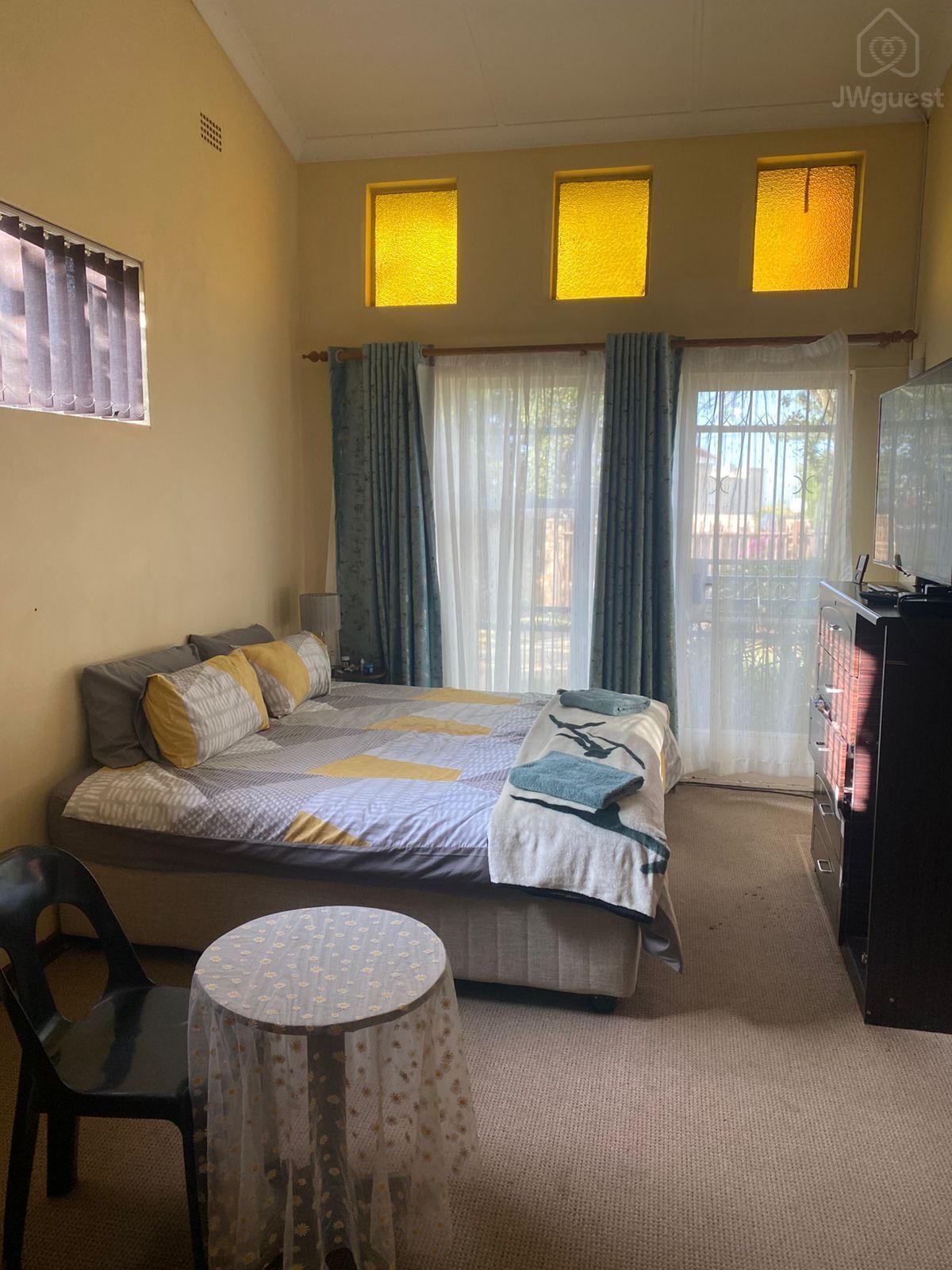 Korhaan Bedroom Suite, Roodepoort, Gauteng — photo 3