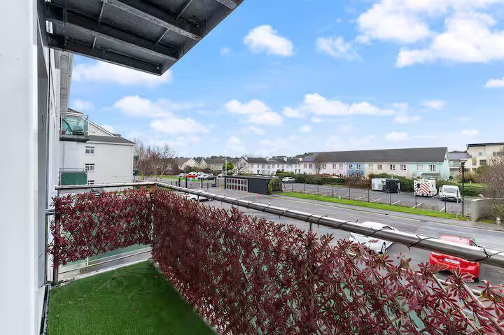 Modern King Room Coastal Walks in Galway City, Galway, County Galway — photo 8