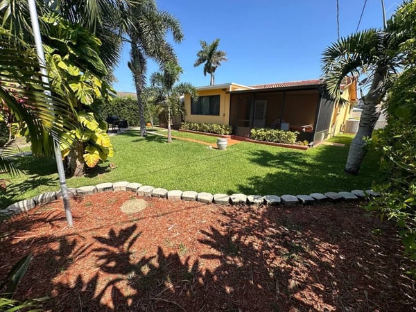 Family Rest House in Dania Beach, Dania Beach, Florida — photo 3