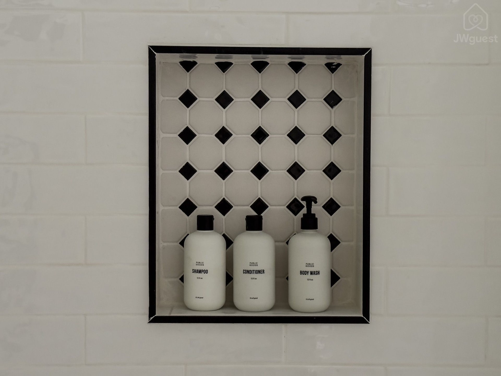 Balm Villa - 2 King En Suites and 1 Queen, Newburgh, New York — photo 25