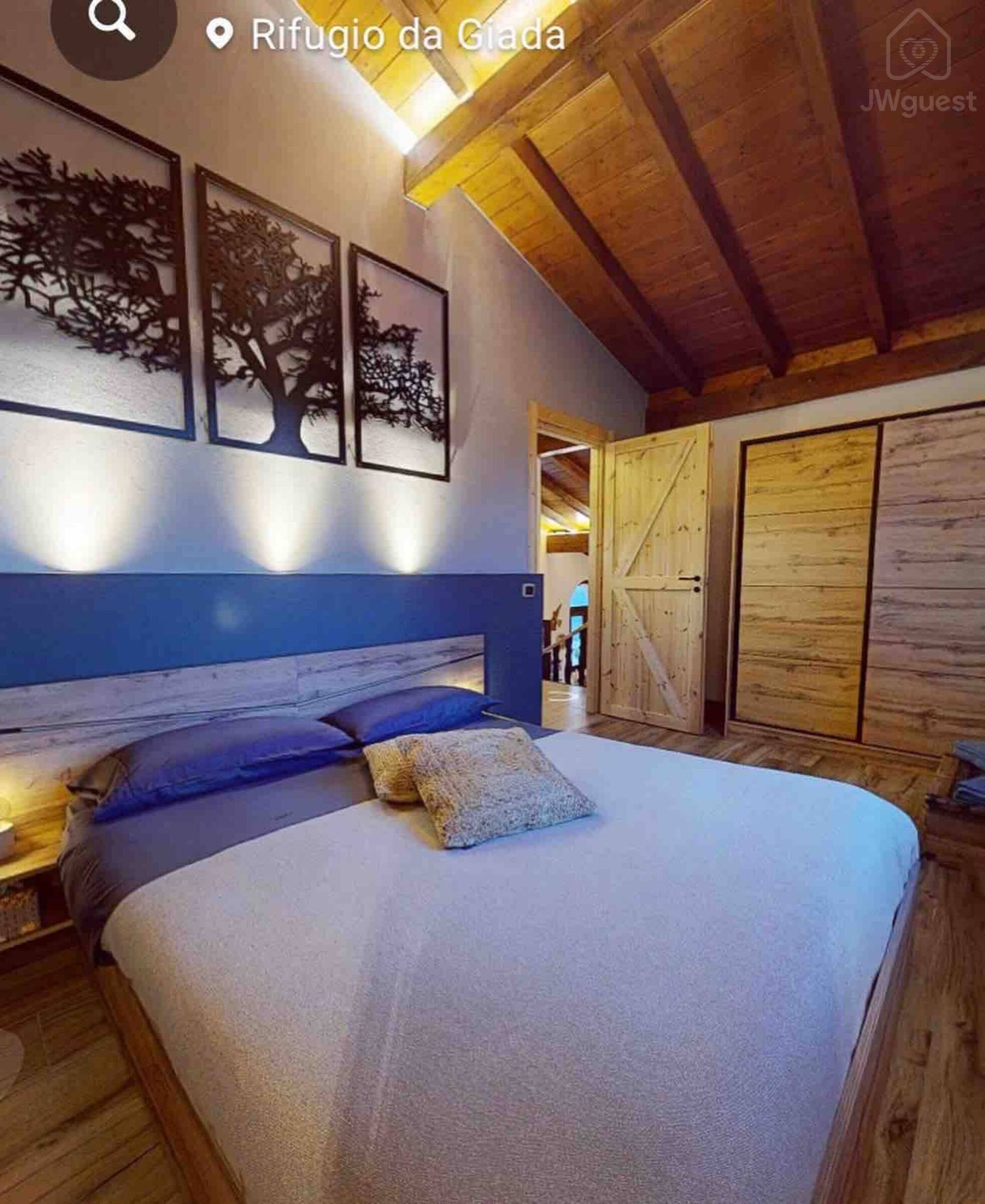 Casa immersa nel verde di un piccolo paesino di 300 abitanti, Marzio, Lombardia — photo 27