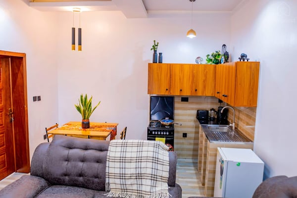 Open space - Living room, Sitting area & Kitchen — Cozy 2-Bedroom Haven Near KGL Airport - Valley View, Kigali, Kigali City