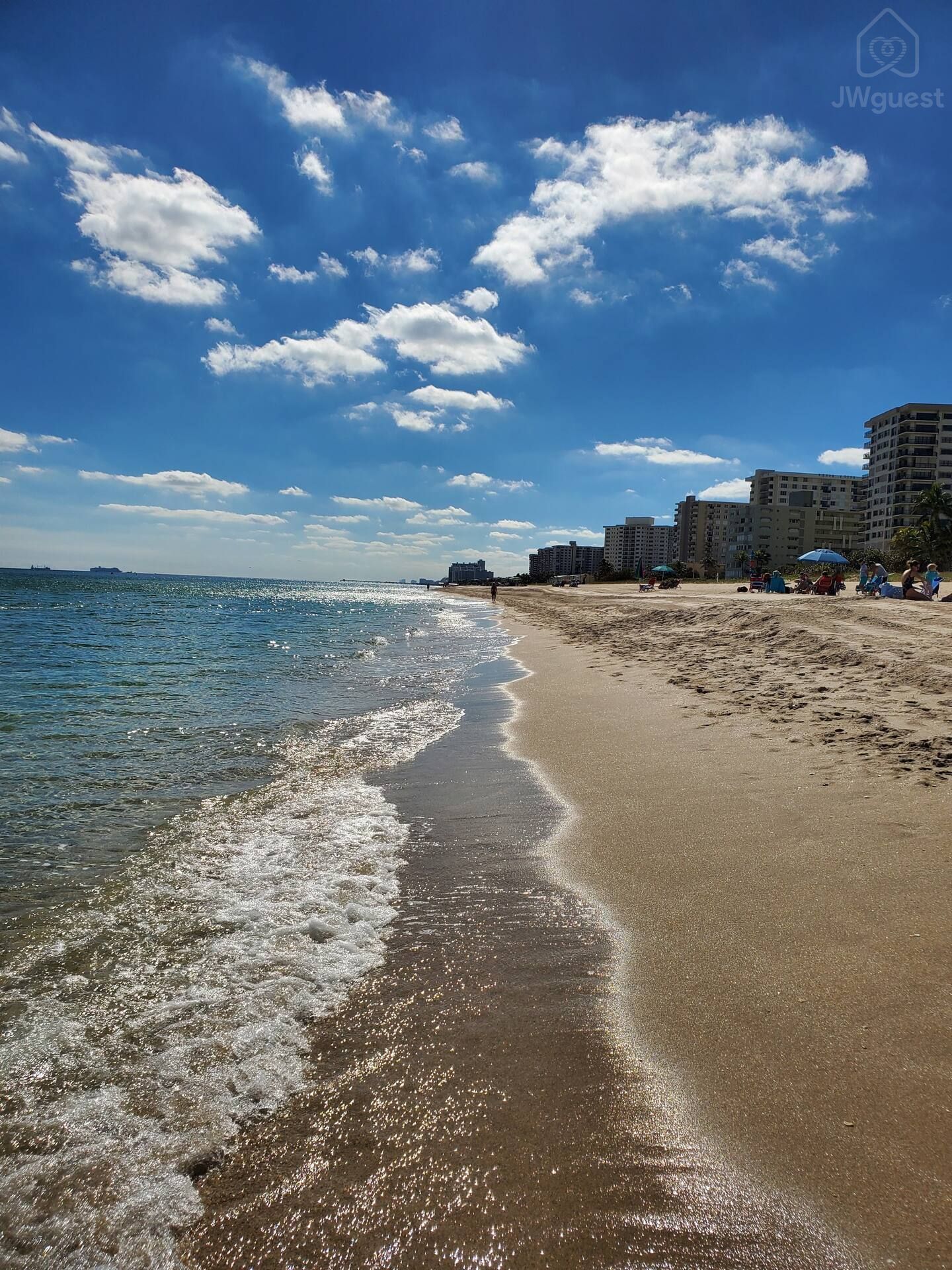 Pompano Beach bright condo, Lauderdale-by-the-Sea, Florida — photo 44