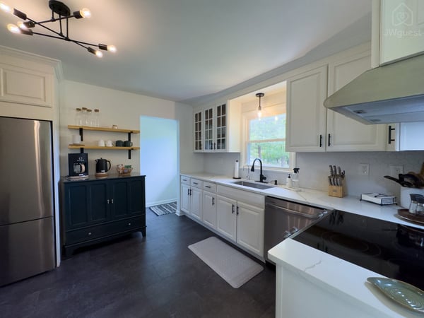 Fully stocked kitchen — Balm Villa - 2 King En Suites and 1 Queen, Newburgh, New York