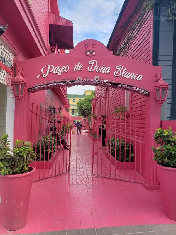 La Calle Rosada Pink Street — 3 Bedroom retreat balconies free parking air conditioned, Puerto Plata, Puerto Plata