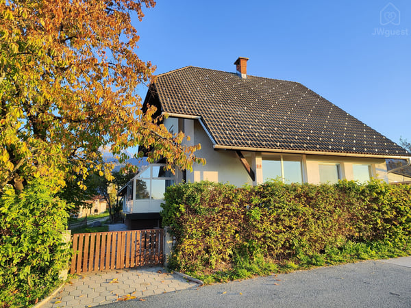 House — Nature Hiking Cycling - 2pax, Begunje na Gorenjskem, Radovljica