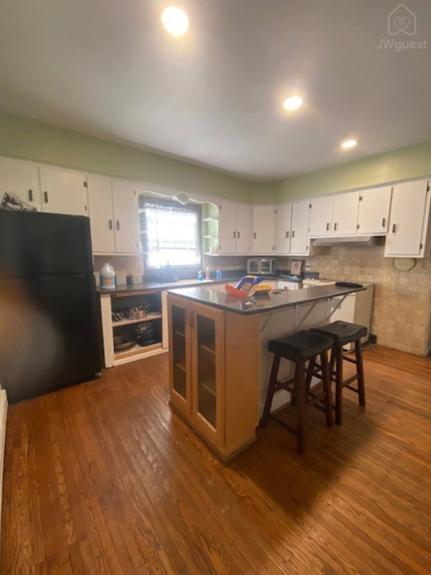Home away from home cozy lower apartment, Erie County, New York — photo 4