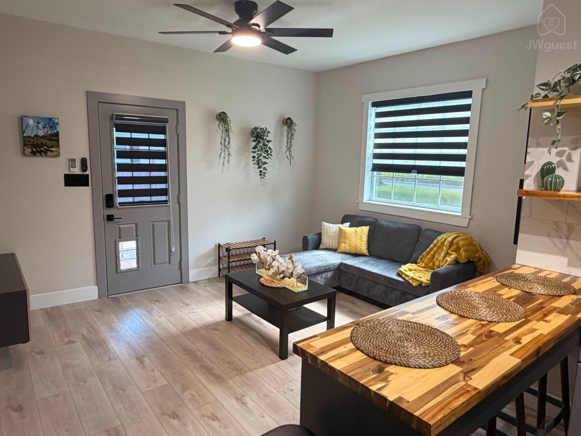 Living room space — Furnished 1BR Retreat Near ST Cloud, St. Cloud, Florida