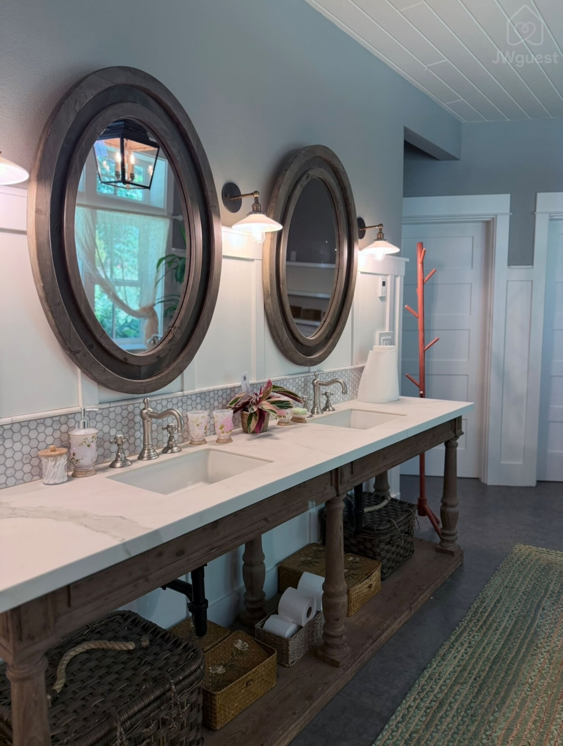 Cozy & Dainty 3-Bdr Farmhouse, Warren, Oregon — photo 47